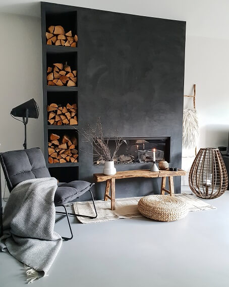 Fauteuil gashaard houtblokken woodstorage houten bankje